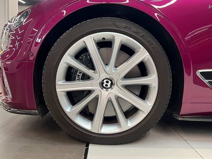 Фото 7 - Bentley Continental GT