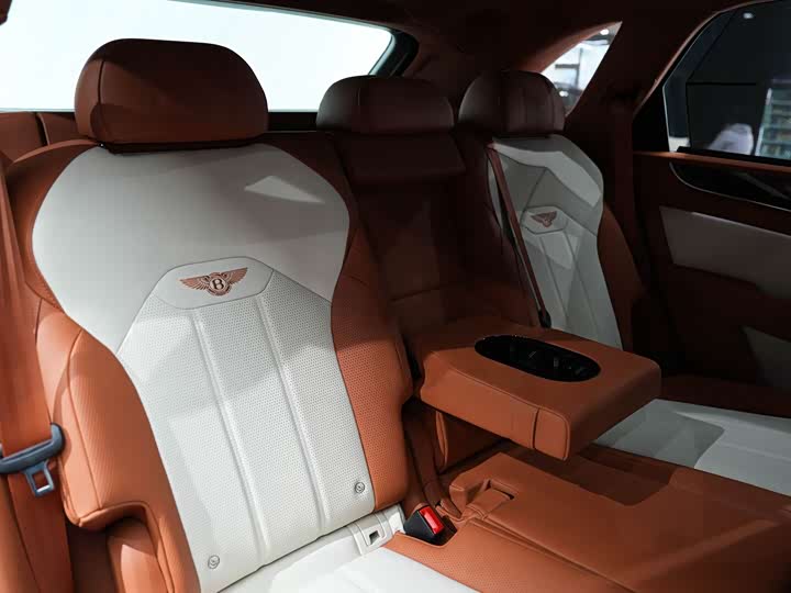 Bentley Bentayga 2024 2024款 4.0T V8