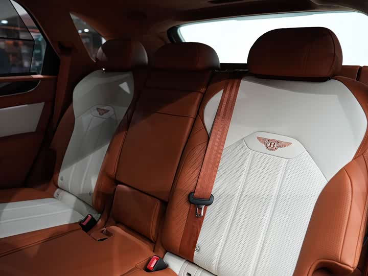 Bentley Bentayga 2024 2024款 4.0T V8