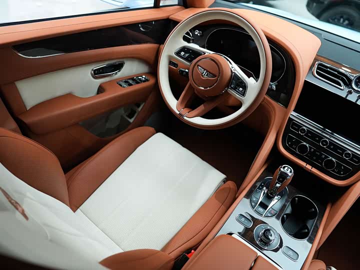 Bentley Bentayga 2024 2024款 4.0T V8