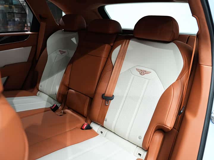Bentley Bentayga 2024 2024款 4.0T V8
