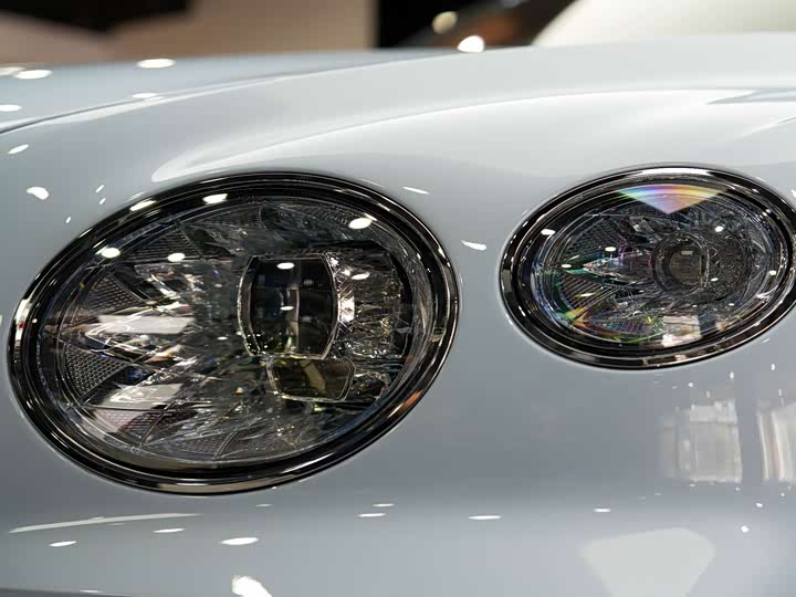 Bentley Bentayga 2024 2024款 4.0T V8