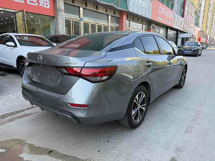 Фото 4 - Nissan Sylphy