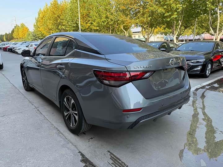 Фото 6 - Nissan Sylphy