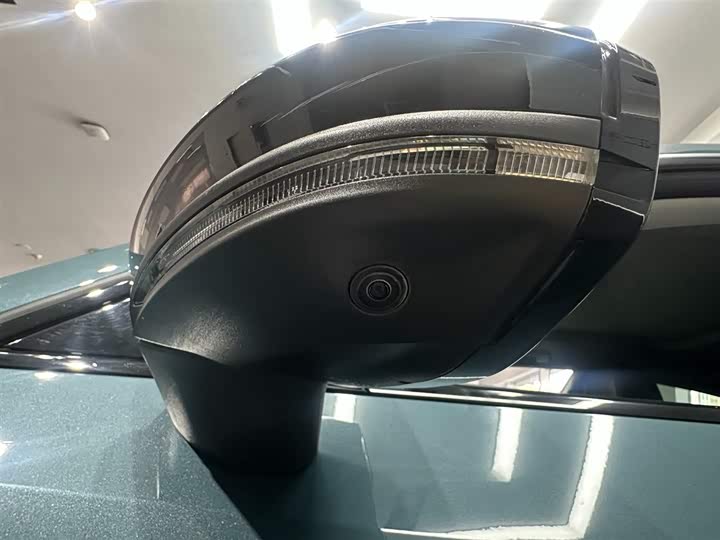 Фото 10 - Audi A7