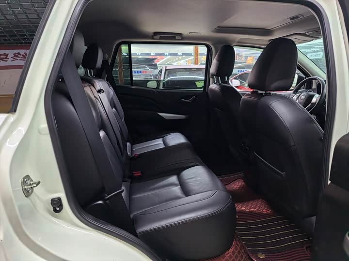 Фото 10 - Nissan Terra