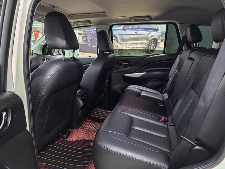 Фото 5 - Nissan Terra