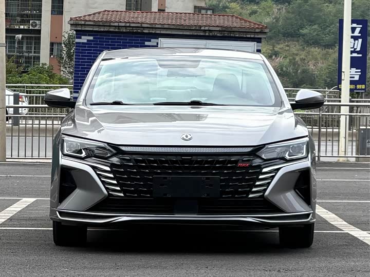 Фото 1 - Dongfeng Aeolus Yixuan Max