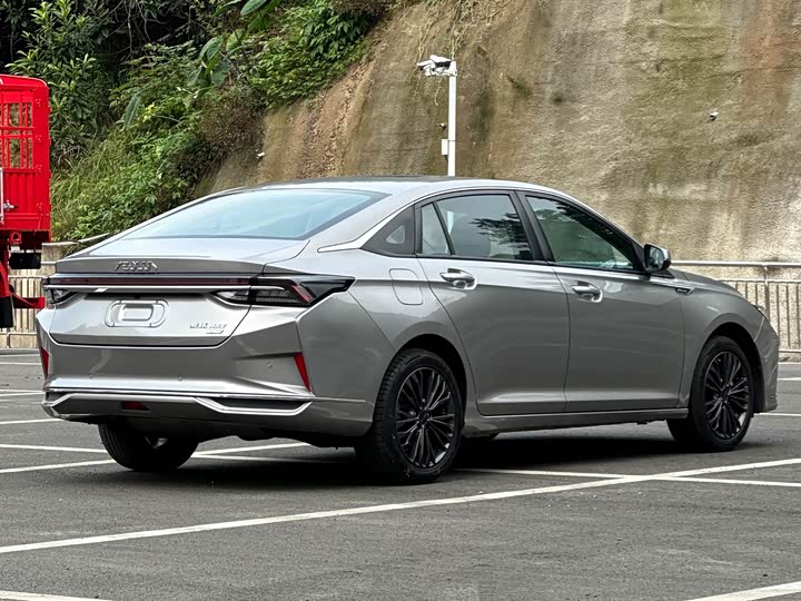 Фото 12 - Dongfeng Aeolus Yixuan Max