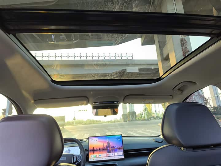 Фото 18 - Geely Galaxy E5