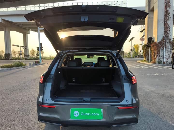 Фото 19 - Geely Galaxy E5