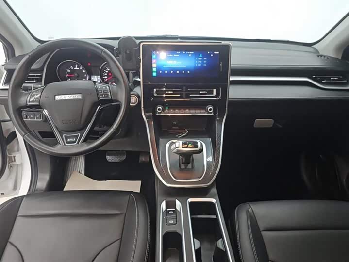 Фото 12 - Haval M6