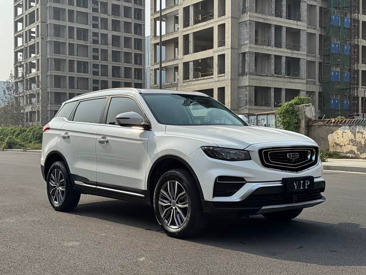 Фото 3 - Geely Atlas