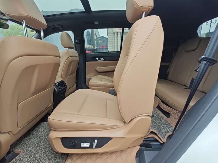 Фото 6 - LiXiang One