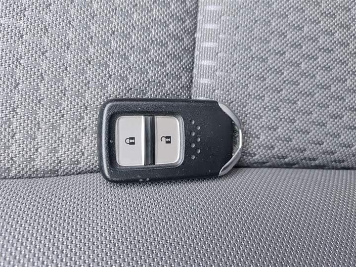 Фото 9 - Honda Life