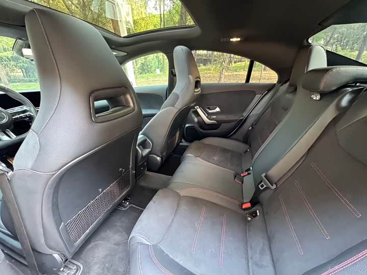 Фото 8 - Mercedes-Benz CLA-Class