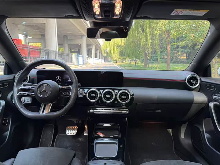 Фото 9 - Mercedes-Benz CLA-Class