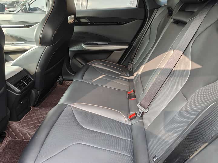 Фото 5 - Changan UNI-V