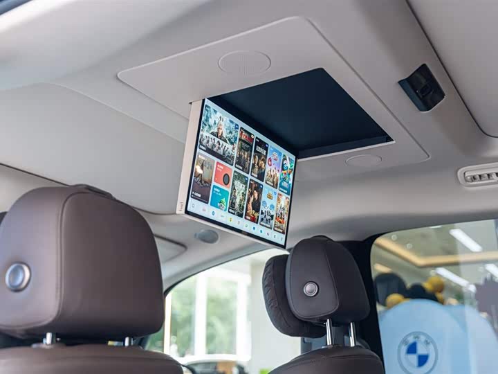 Фото 15 - LiXiang Mega