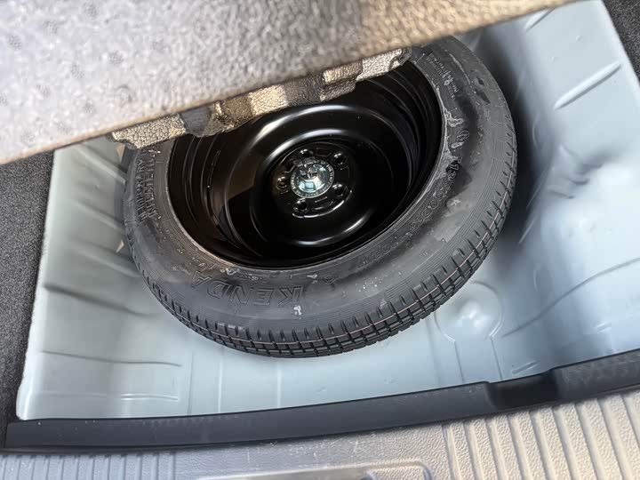 Фото 12 - Honda Vezel