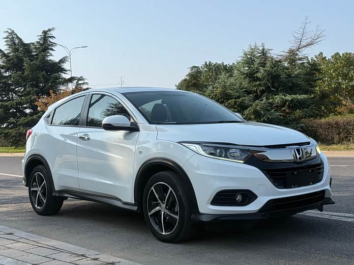 Фото 3 - Honda Vezel