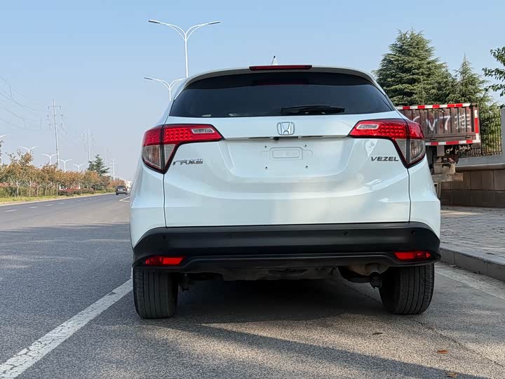 Фото 5 - Honda Vezel