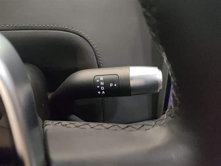 Фото 14 - LiXiang L8