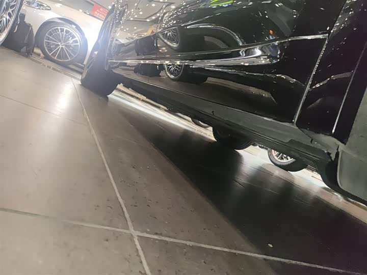 Фото 22 - LiXiang L8