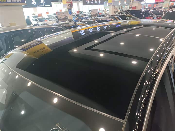 Фото 27 - LiXiang L8