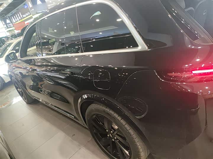 Фото 5 - LiXiang L8