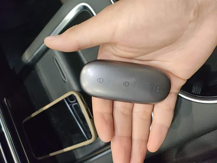 Фото 9 - LiXiang L8