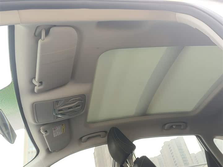 Фото 18 - MG Motor One