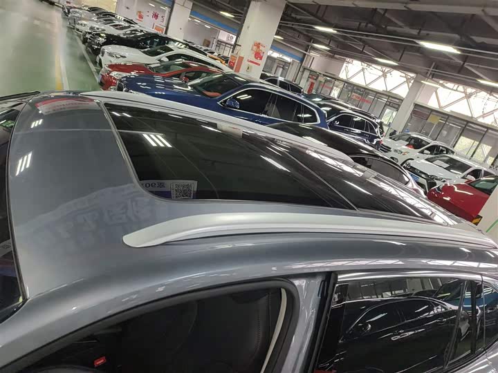 Фото 27 - Roewe RX5 Hybrid