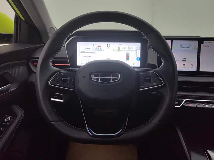 Фото 15 - Geely Binrui