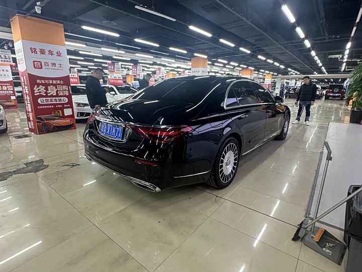 Фото 7 - Mercedes-Benz S-Class