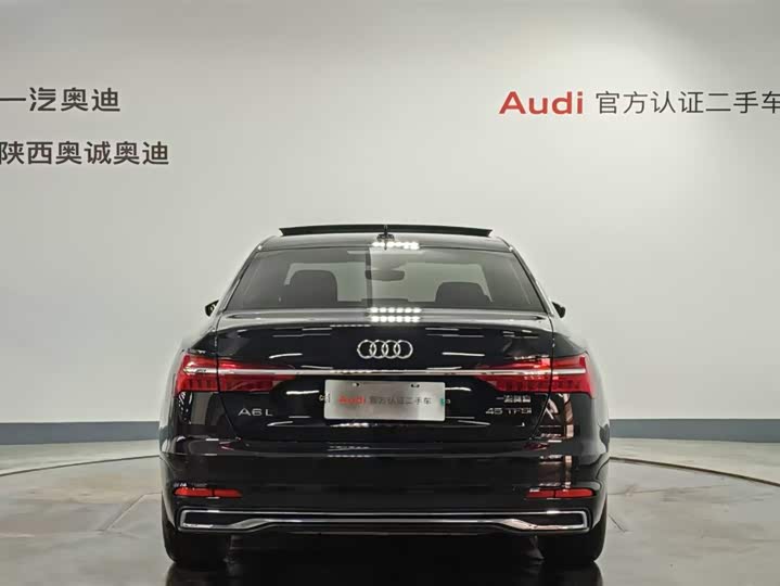 Фото 5 - Audi A6L