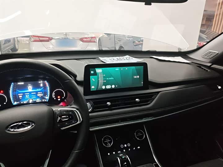 Фото 10 - Chery Tiggo 8