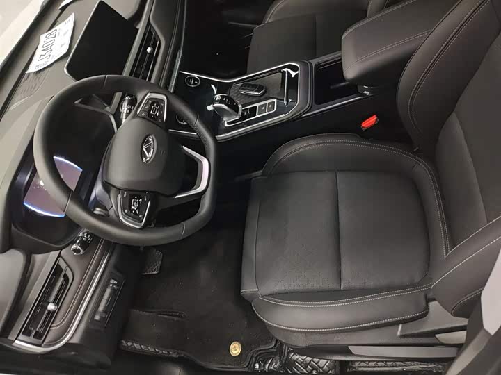 Фото 16 - Chery Tiggo 8