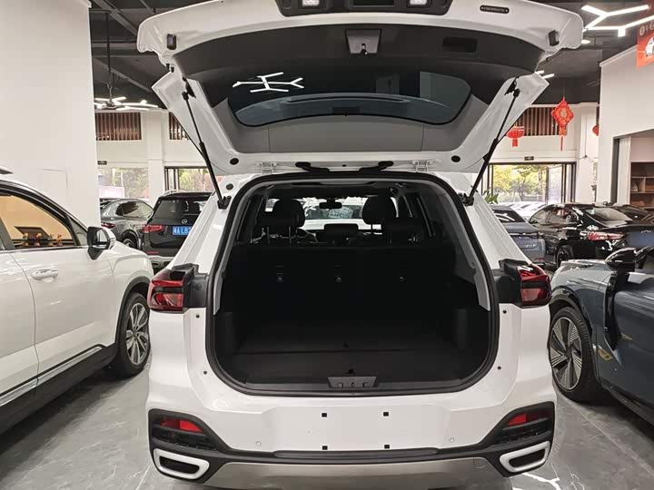 Фото 19 - Chery Tiggo 8