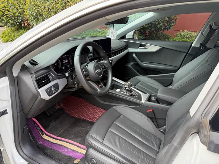 Фото 13 - Audi A5