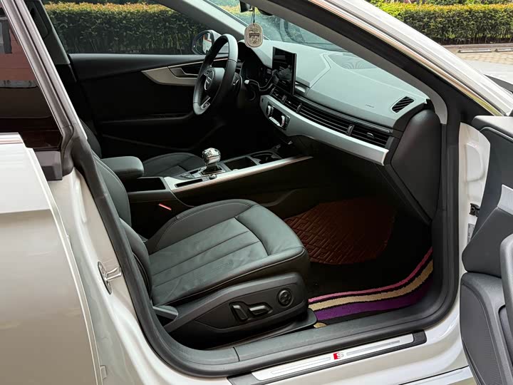 Фото 7 - Audi A5