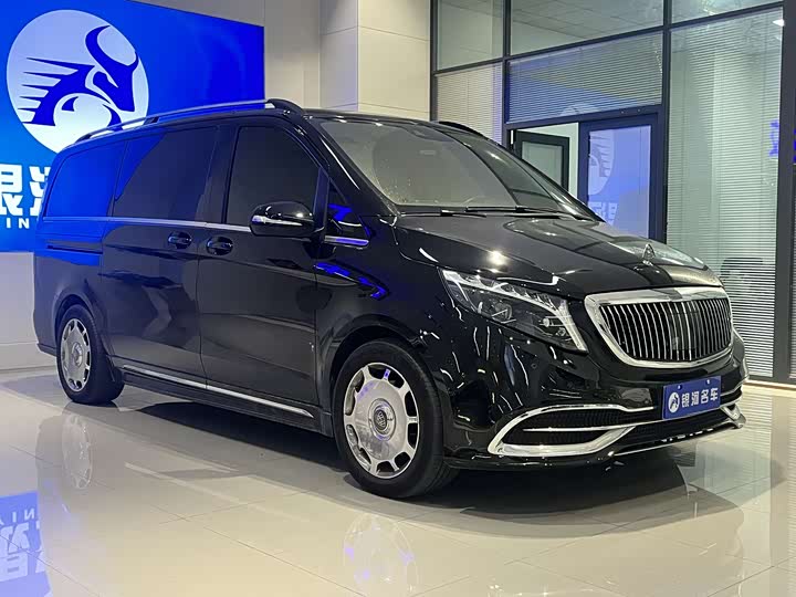 Фото 3 - Mercedes-Benz V-Class