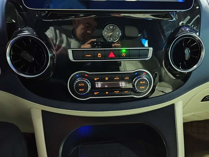 Фото 14 - Mercedes-Benz Vito