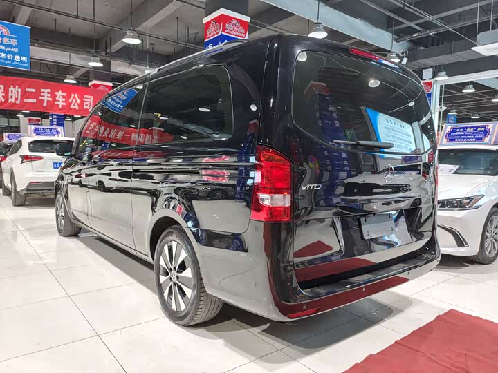 Фото 7 - Mercedes-Benz Vito