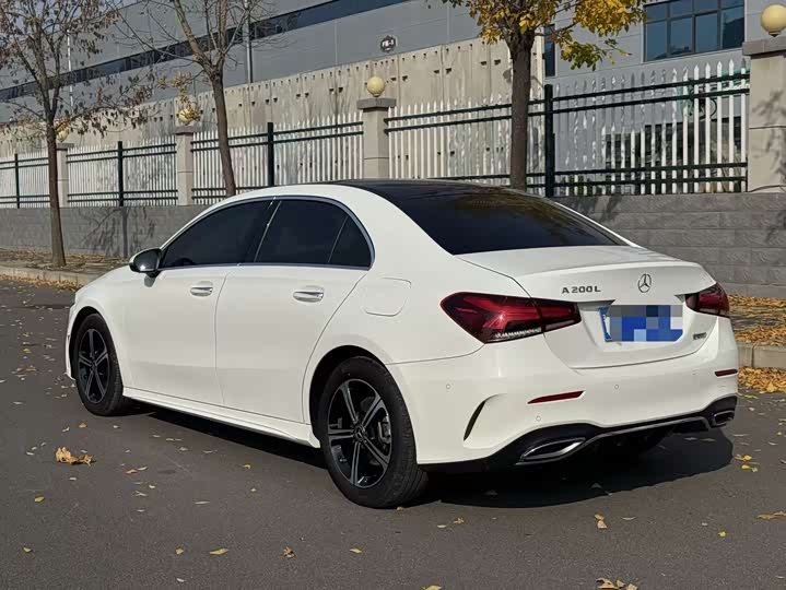 Фото 10 - Mercedes-Benz A-Class