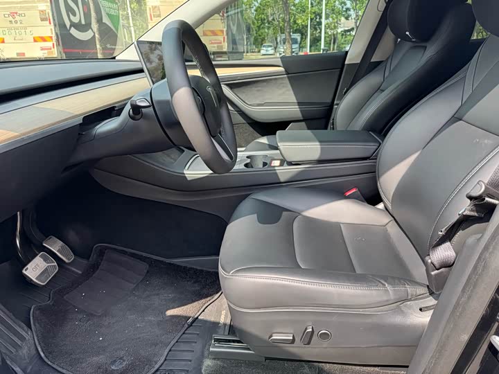 Фото 7 - Tesla Model Y