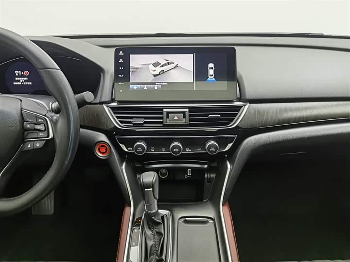 Фото 12 - Honda Inspire