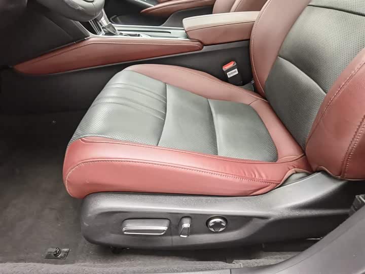 Фото 20 - Honda Inspire