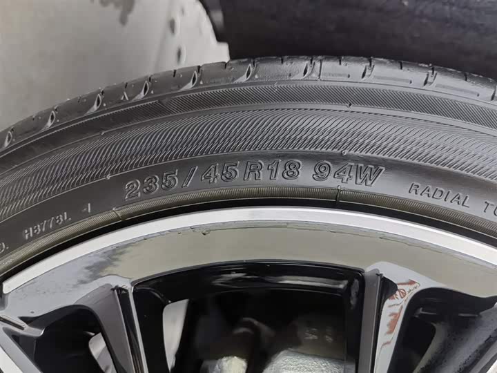 Фото 24 - Honda Inspire