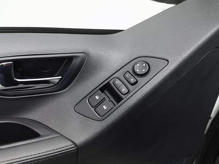 Фото 9 - Maxus G20